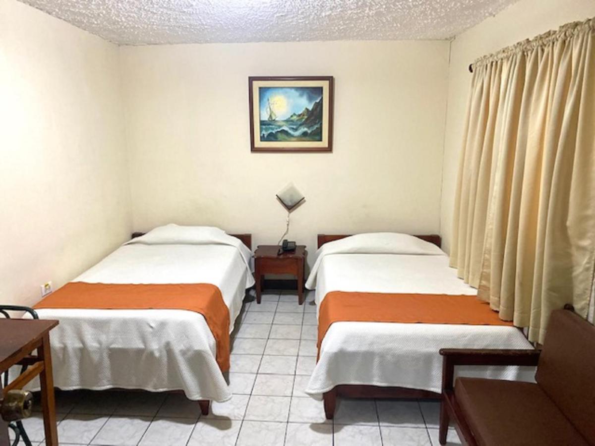 Hotel D'Mario Lago Agrio Экстерьер фото