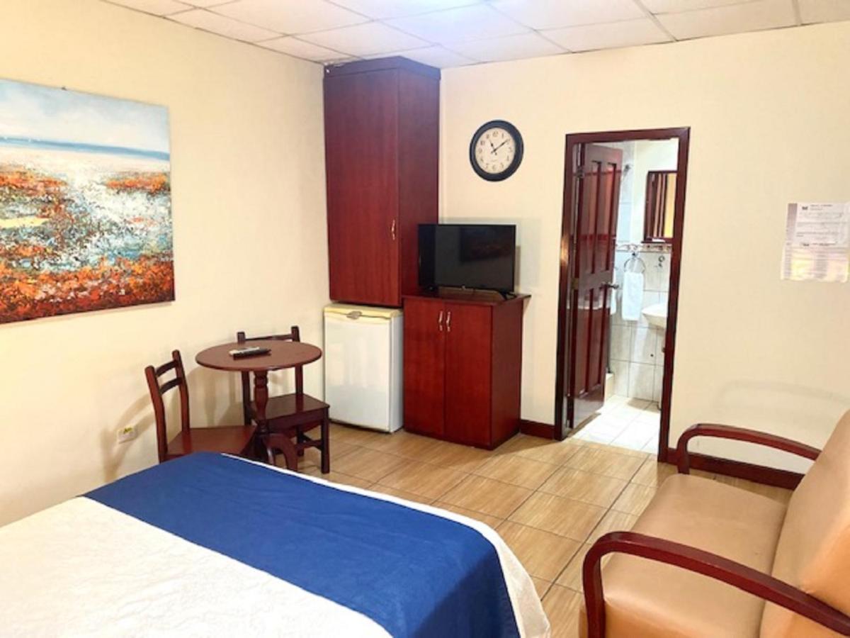 Hotel D'Mario Lago Agrio Экстерьер фото